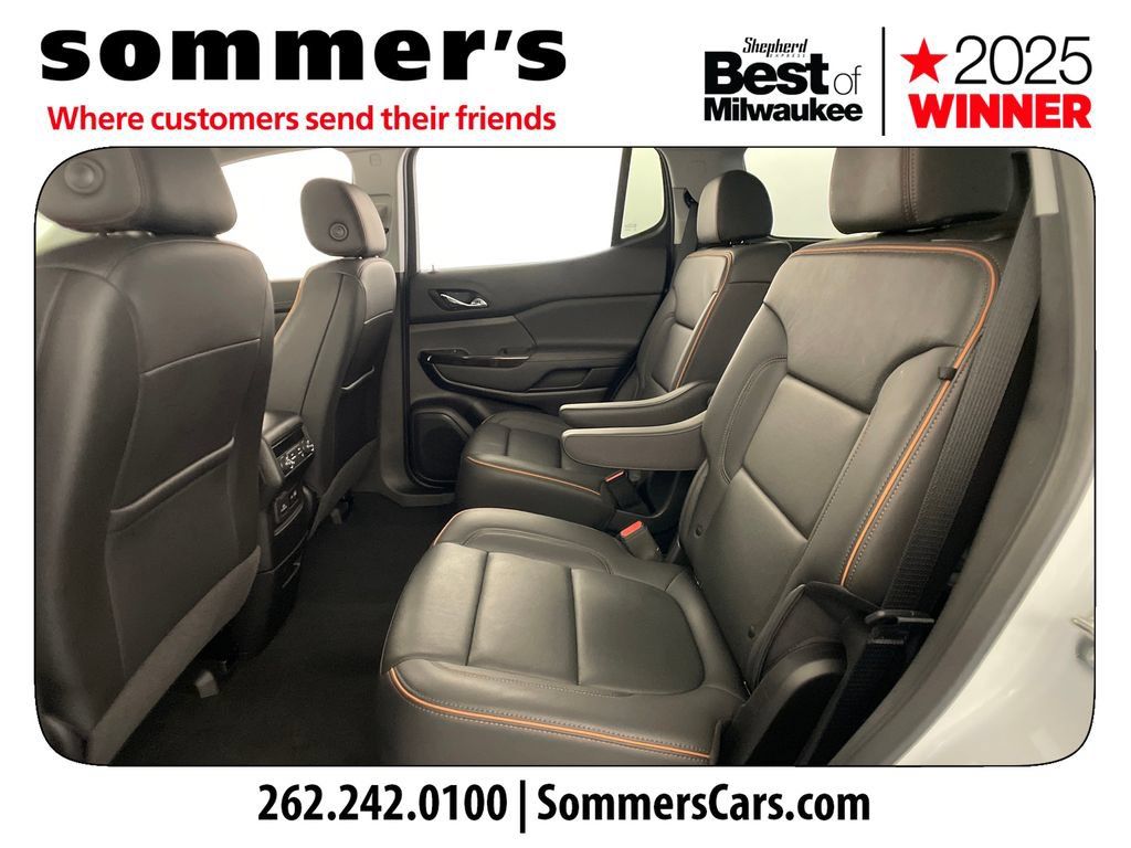 Used 2023 GMC Acadia AT4 w/ Technology Package AWD/4WD image 23