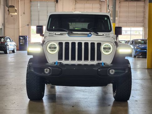 Used 2021 Jeep Wrangler Unlimited Rubicon 4xe w/ Cold Weather Group AWD/4WD image 3