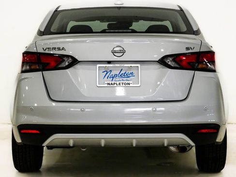 Used 2023 Nissan Versa SV image 7