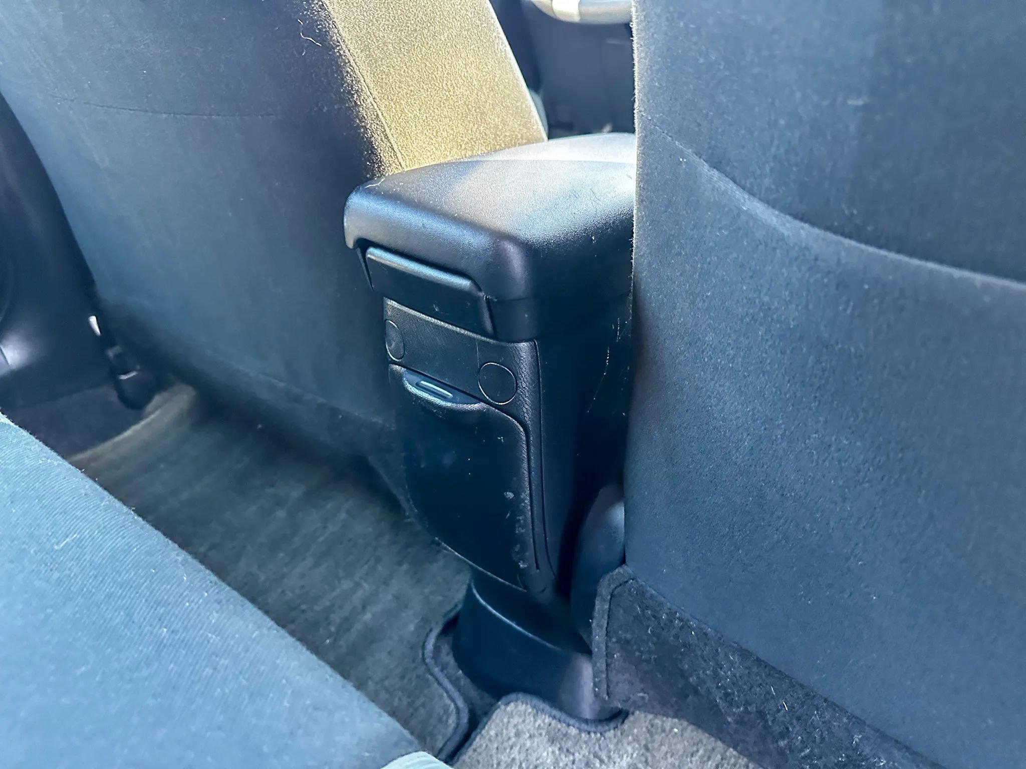 Used 2014 Toyota Prius C Two FWD image 34