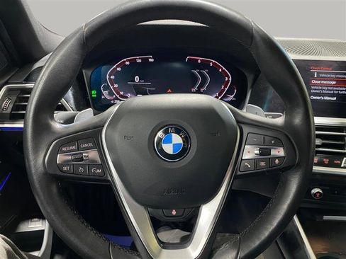 Used 2020 BMW 330i xDrive Sedan w/ Premium Package image 9