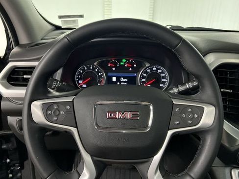 Certified 2023 GMC Acadia SLT image 11