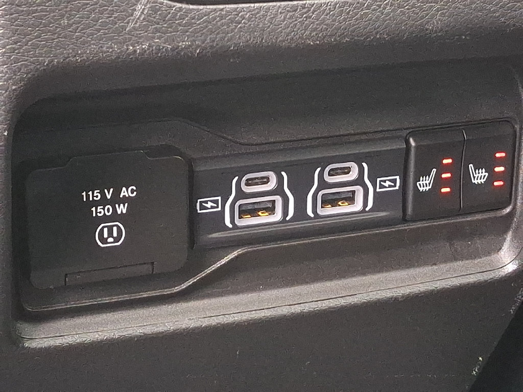 Used 2023 Jeep Grand Cherokee Trailhawk AWD/4WD image 11