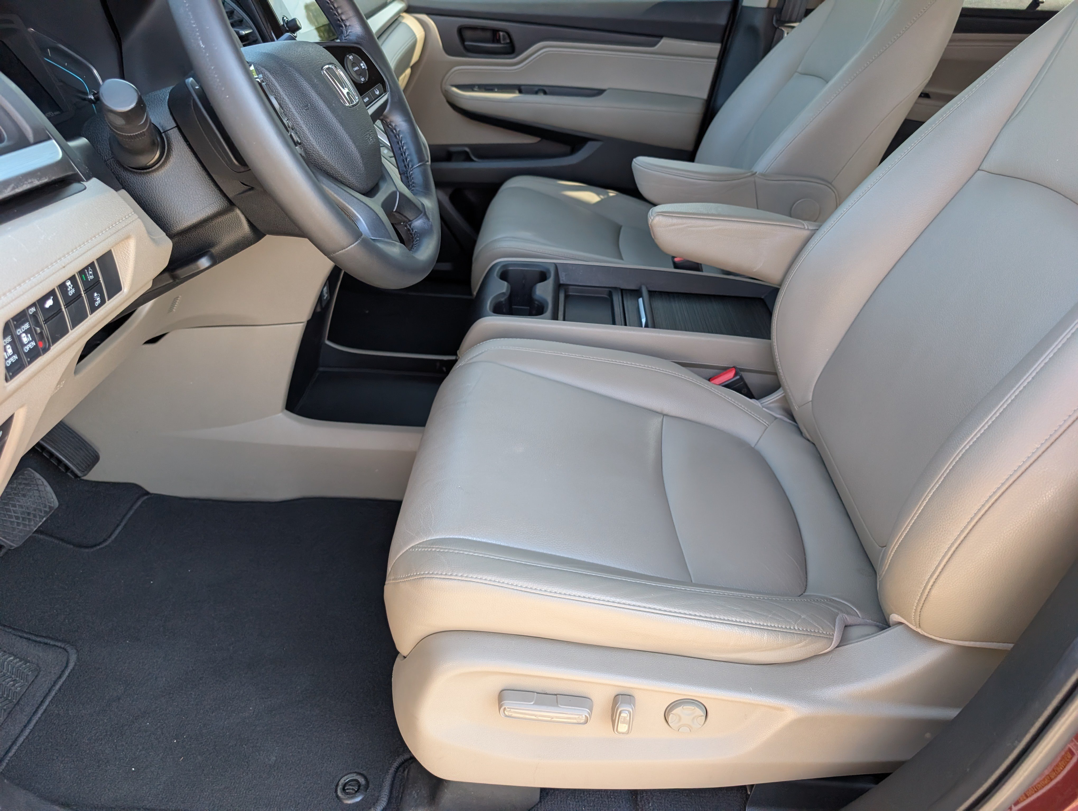 Used 2018 Honda Odyssey EX-L image 9