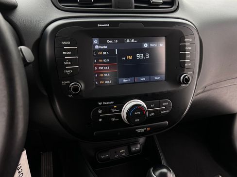 Used 2019 Kia Soul w/ Option Group 020 image 19