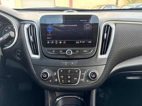 Used 2024 Chevrolet Malibu LT FWD image 22