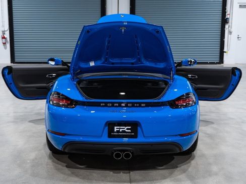 Used 2022 Porsche 718 Boxster RWD image 40