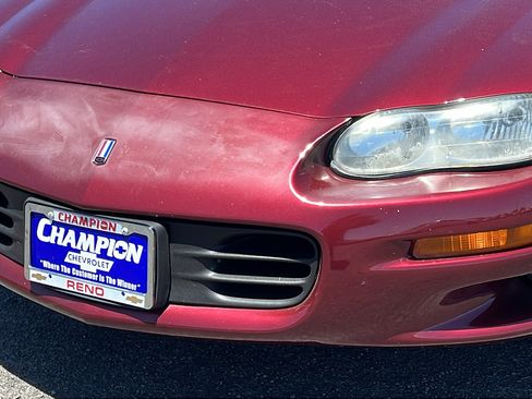 Used 2000 Chevrolet Camaro LT w/ Preferred Equipment Group 1 RWD image 9