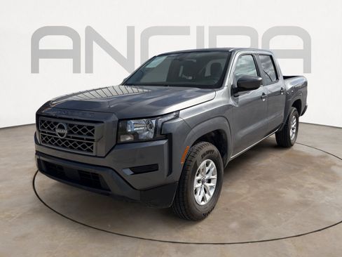 Used 2024 Nissan Frontier SV RWD image 6