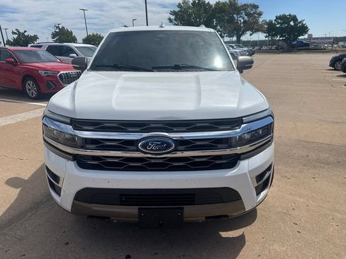 Used 2022 Ford Expedition Max King Ranch AWD/4WD image 3