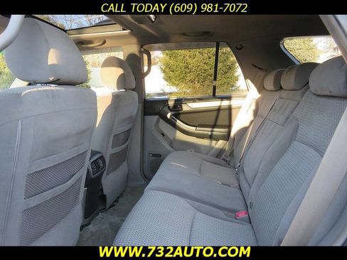 Used 2004 Toyota 4Runner SR5 image 9