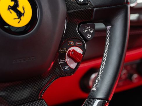 Used 2016 Ferrari 488 GTB RWD image 41