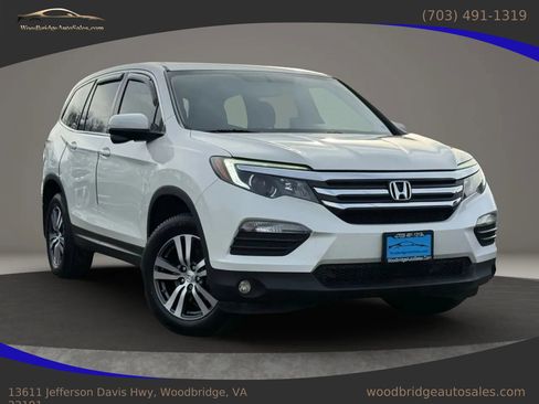 Used 2018 Honda Pilot EX image 1