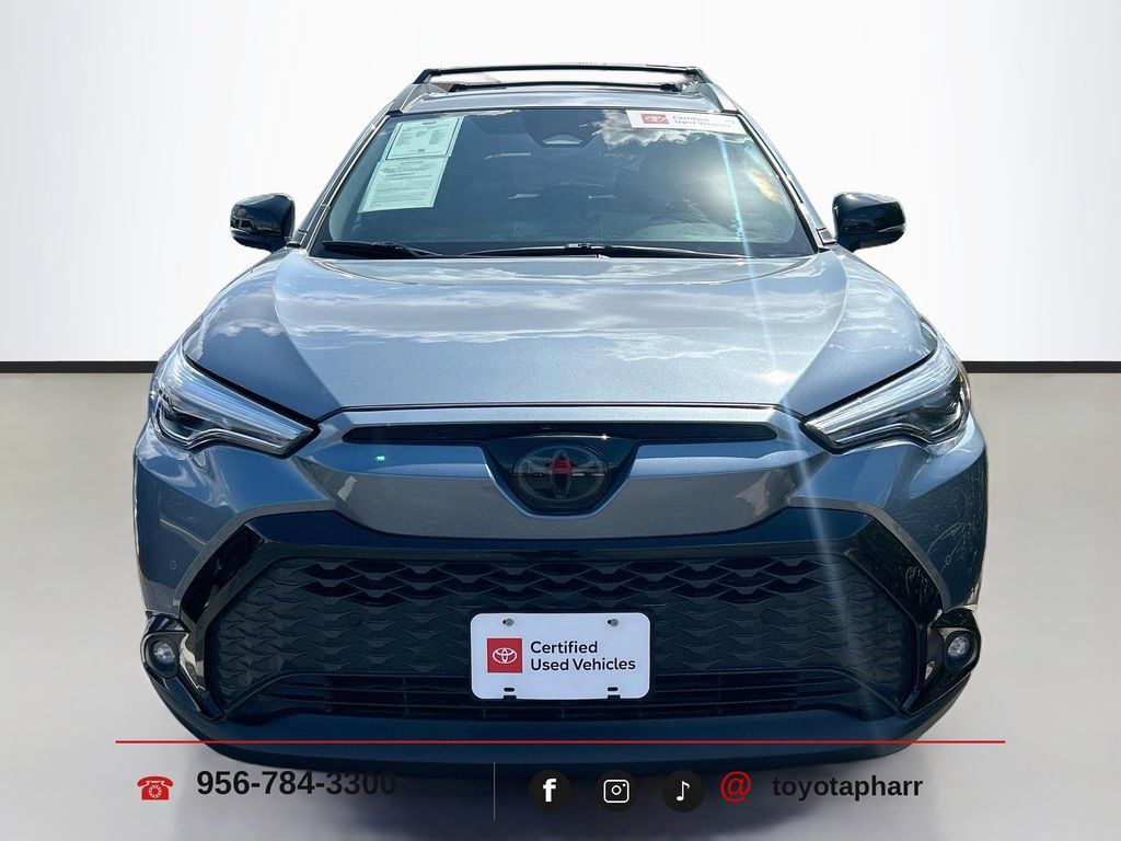 Used 2025 Toyota Corolla Cross AWD Hybrid w/ Convenience Package image 2
