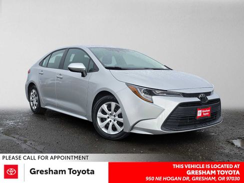 Used 2024 Toyota Corolla LE FWD image 1