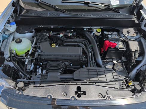 New 2026 Ford Maverick Lobo AWD/4WD image 32