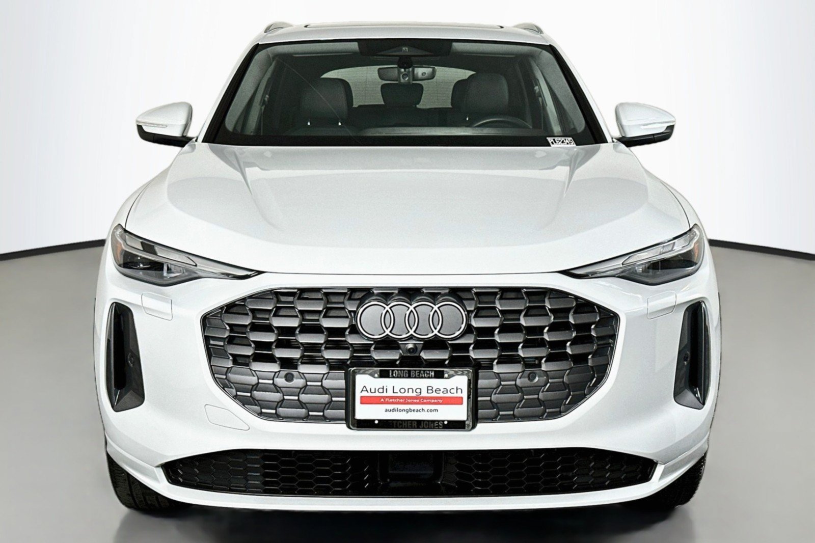 Used 2026 Audi Q5 Premium w/ Convenience Package AWD/4WD image 2