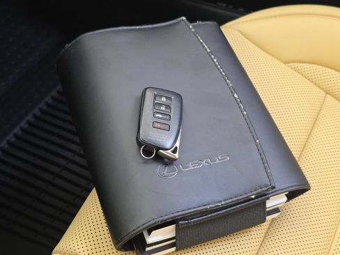 Used 2022 Lexus RC 350 w/ Premium Package RWD image 29