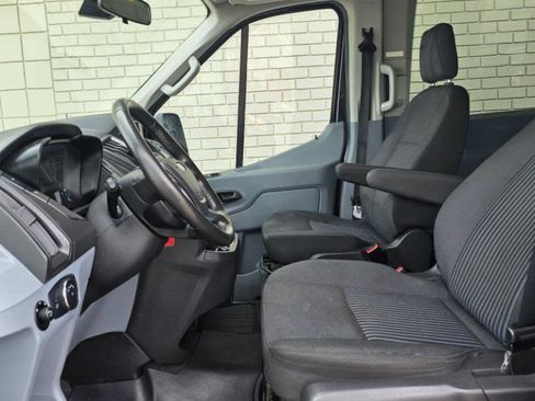 Used 2019 Ford Transit 350 XLT RWD image 13