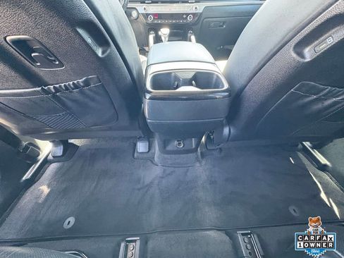 Used 2025 Kia Telluride S image 27