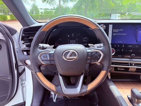 Certified 2025 Lexus RX 350 FWD image 18