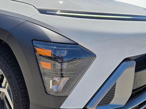 New 2026 Hyundai Kona SEL Premium FWD image 2