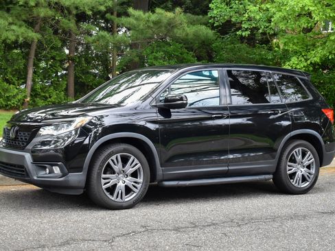 Used 2019 Honda Passport EX-L image 2