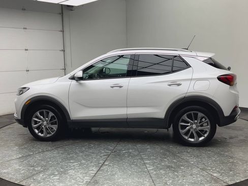 Certified 2021 Buick Encore GX Essence w/ Advanced Technology Package image 38