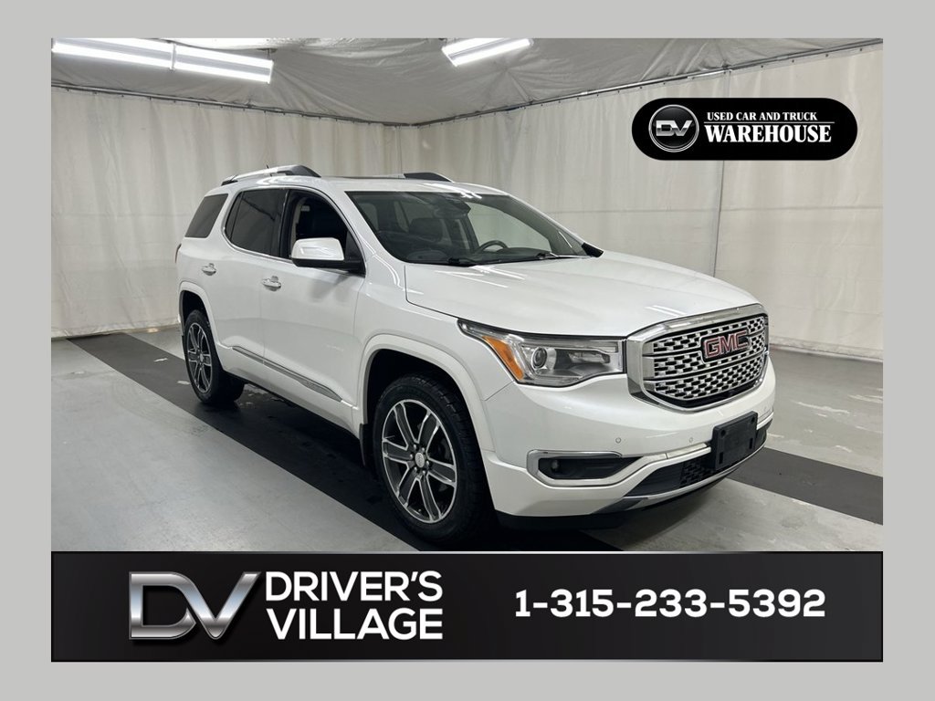 Used 2019 GMC Acadia Denali w/ Technology Package AWD/4WD image 1
