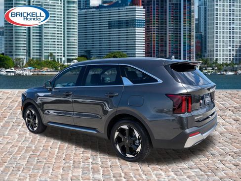 Used 2026 Kia Sorento EX w/ EX Premium Package FWD image 7