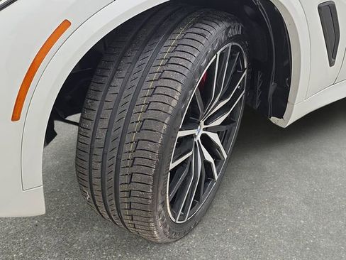 Certified 2023 BMW X5 xDrive40i w/ M Sport Package image 28