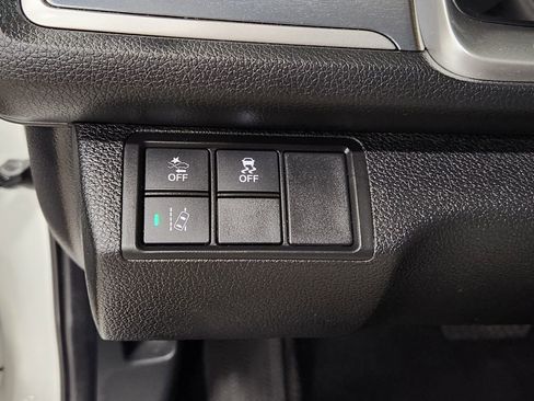 Used 2018 Honda Civic Touring image 38