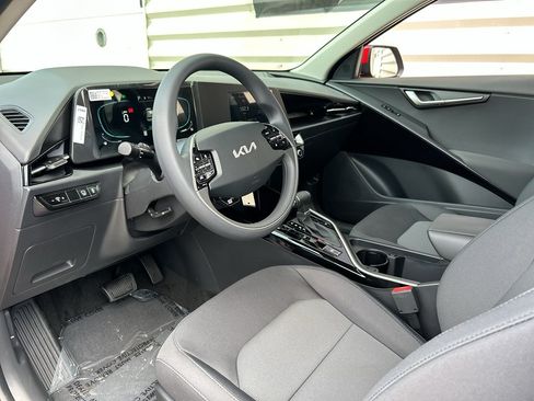 New 2026 Kia Niro LX FWD image 10