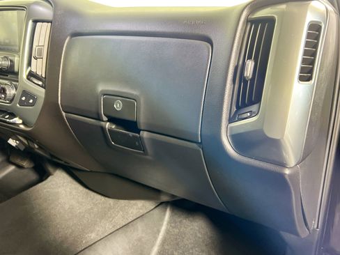 Used 2019 Chevrolet Silverado 1500 LT w/ All Star Edition image 34