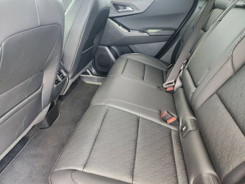 New 2026 Chevrolet Equinox LT w/ Convenience Package II FWD image 18