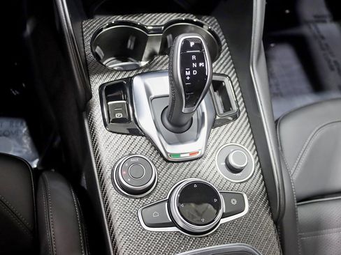 Used 2024 Alfa Romeo Giulia Quadrifoglio w/ Active Assist Plus Package image 23