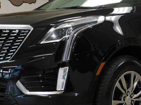 Used 2021 Cadillac XT5 Premium Luxury AWD/4WD image 12