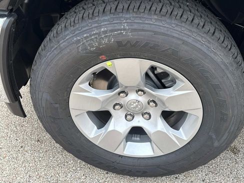 New 2025 RAM 1500 Big Horn image 9