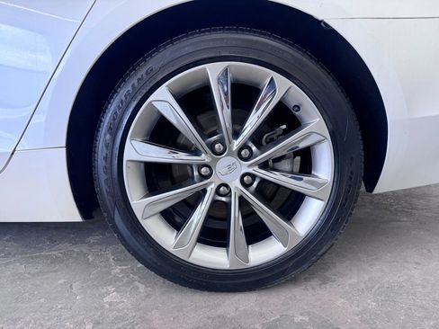 Used 2019 Cadillac XTS FWD image 14