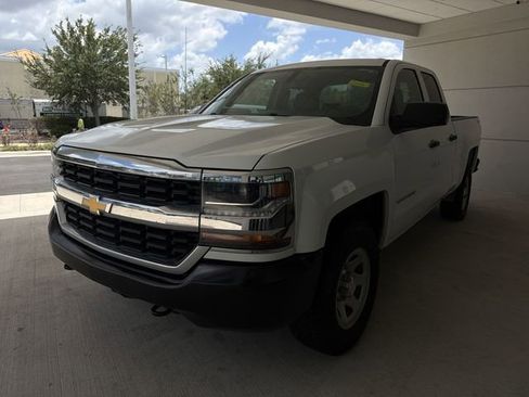 Used 2019 Chevrolet Silverado 1500 W/T w/ WT Convenience Package AWD/4WD image 15