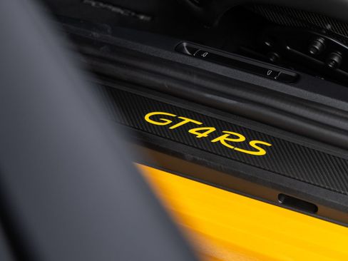 Certified 2025 Porsche 718 Cayman GT4 RS RWD image 41