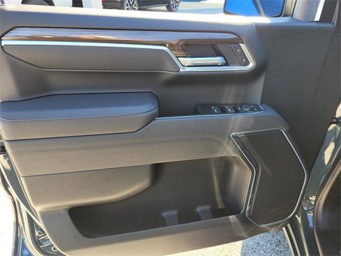 New 2026 Chevrolet Silverado 1500 LT w/ LPO, Dark Essentials Package image 10