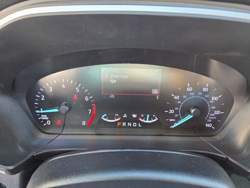 Used 2020 Ford Escape SE image 24