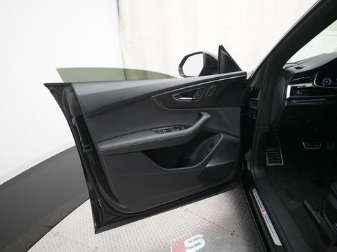 Used 2023 Audi SQ8 Prestige w/ Prestige Package AWD/4WD image 29