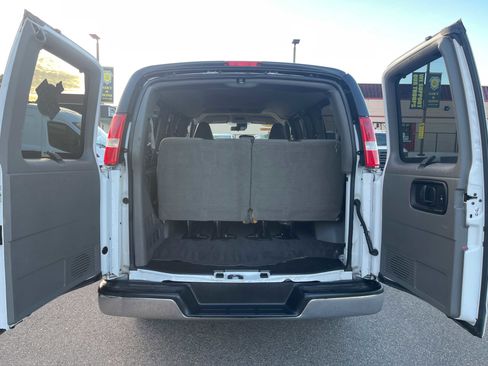 Used 2020 Chevrolet Express 2500 LT w/ LT Preferred Equipment Group image 9