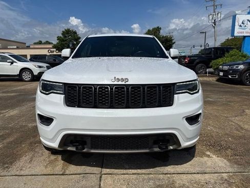 Used 2017 Jeep Grand Cherokee Limited 75th Anniversary AWD/4WD image 2