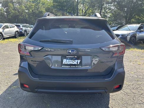 Certified 2025 Subaru Outback Onyx Edition image 16