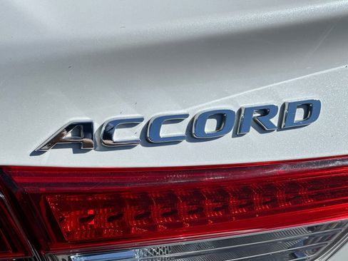 Used 2022 Honda Accord Touring image 26