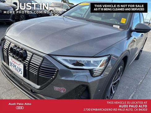 Used 2023 Audi e-tron Premium Plus w/ Premium Plus Package image 1