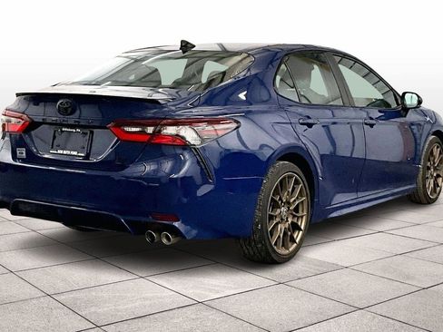 Used 2023 Toyota Camry SE image 11